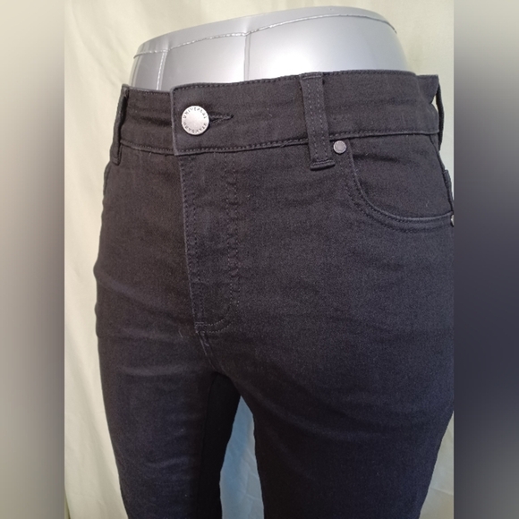 A Universal Standard High Rise Jet Black Jeans - Picture 3 of 9